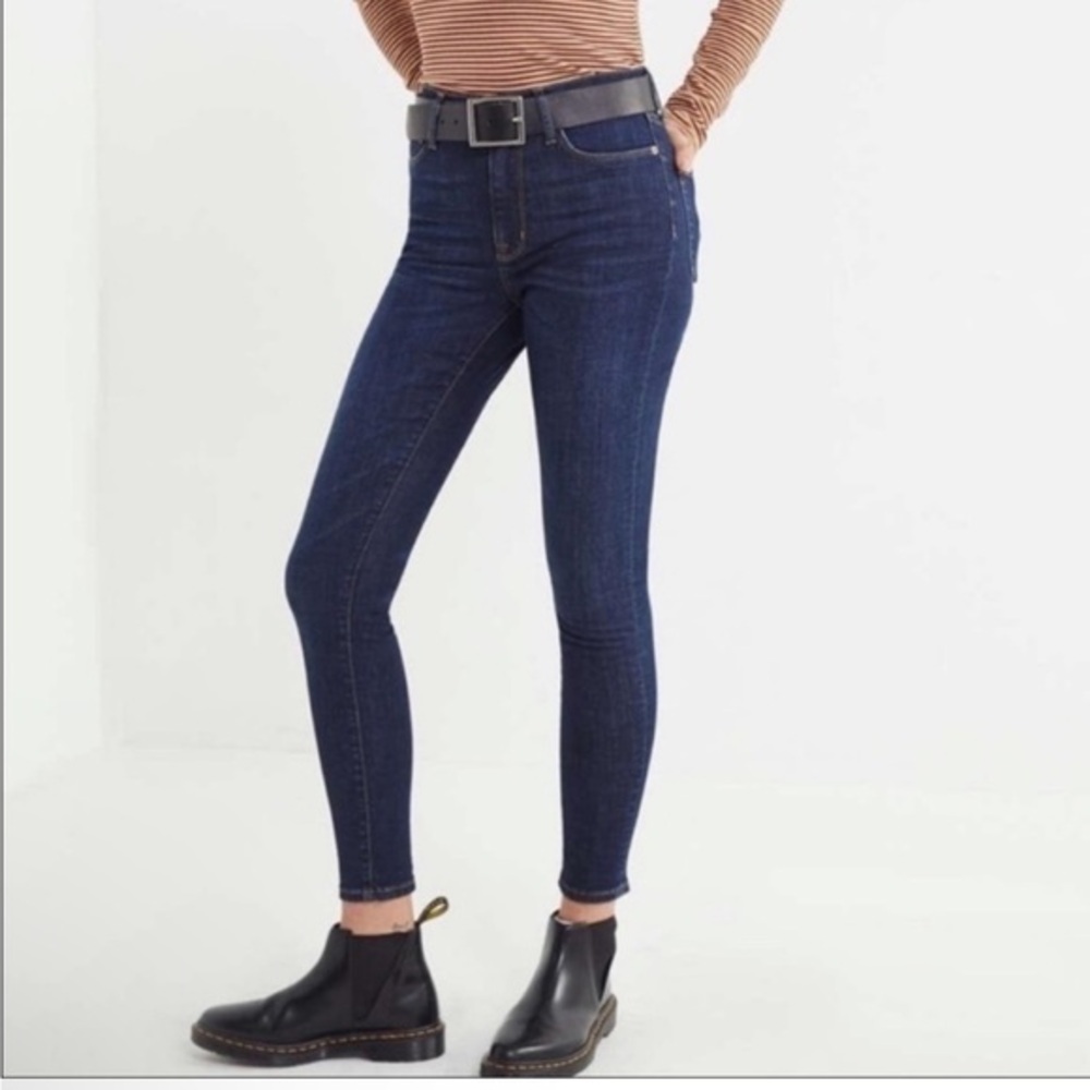 NEW BDG Grazer Cigarette Jeans Slim Fit Narrow Leg Dark Wash Size 24